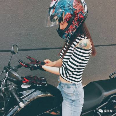 做梦骑摩托车