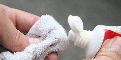 瓷砖腊