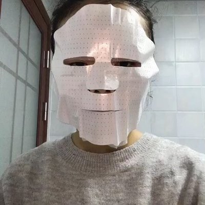 面膜怎样贴平整