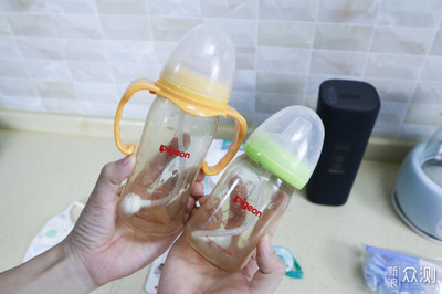 奶瓶玻璃和塑料的区别