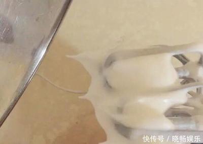 为什么蛋糕里面是湿的