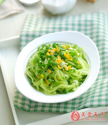 凉拌春菜
