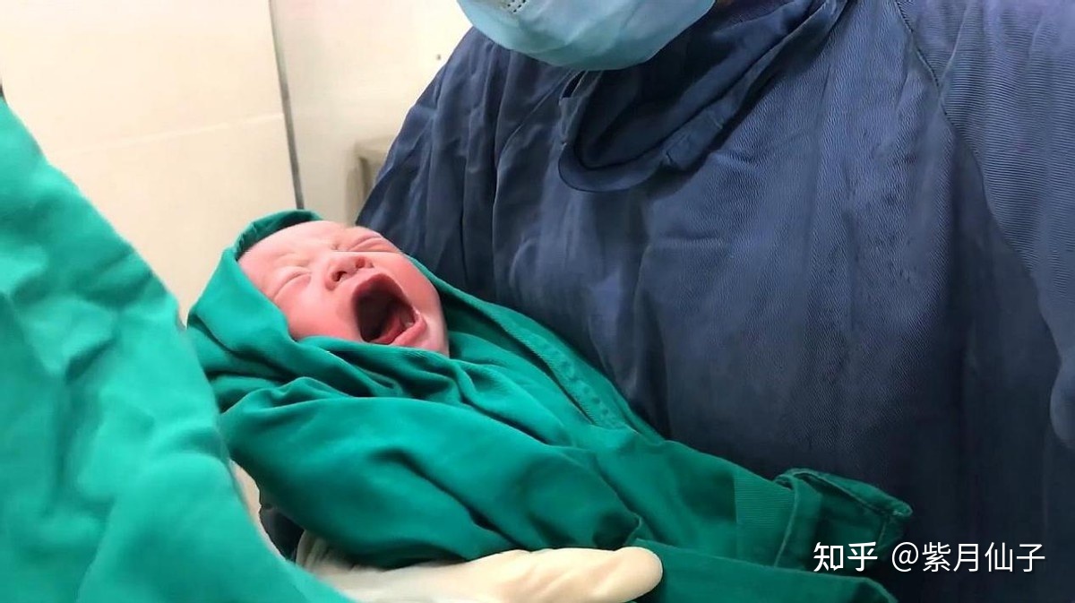 宝宝哭个不停是怎么回事