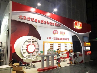 一个月大的婴儿老是吐奶怎么回事