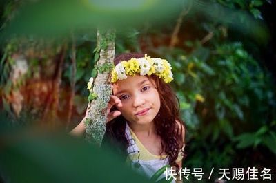 带琼的女孩名字