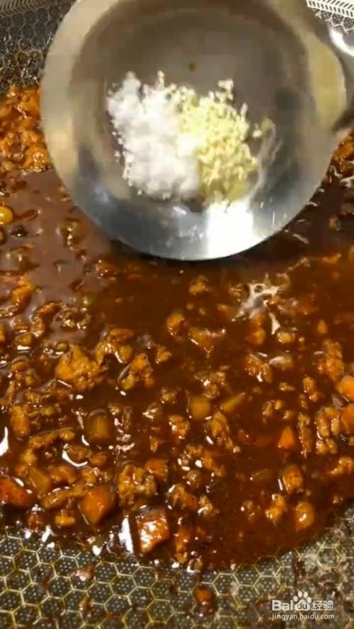 东北香菇炸酱的做法