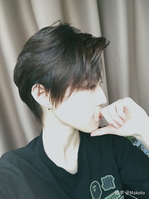 酷酷的女生短发发型