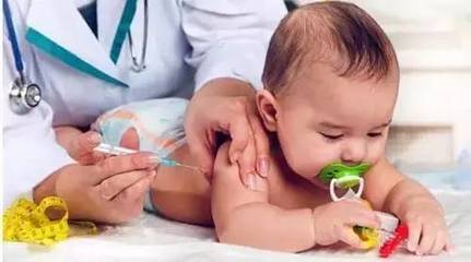 宝宝打疫苗后发烧