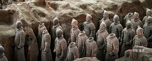 西安兵马俑在哪