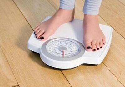 孕期一个月长几斤正常