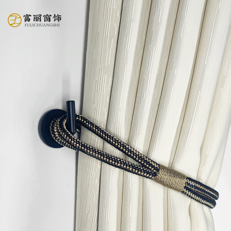 挂窗帘的钩子怎么挂