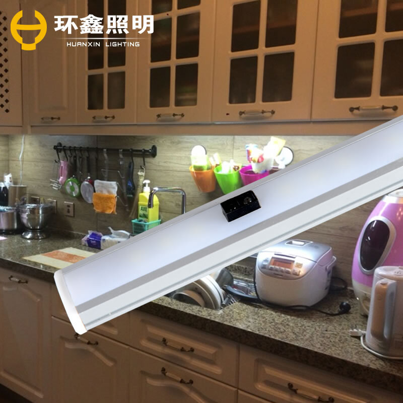 厨房柜用白色好还是暖白