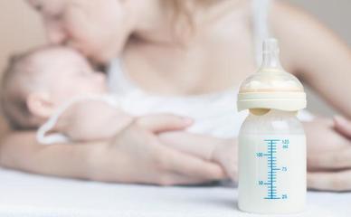 母乳加奶粉