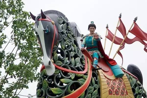 上海迪士尼花木兰