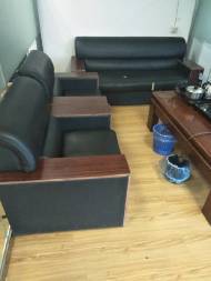废旧家具