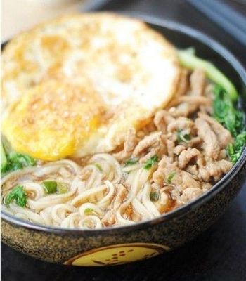 猪肉煮面条的做法大全家常