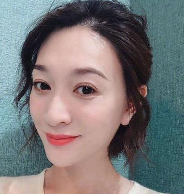 皮肤偏黄怎么美白