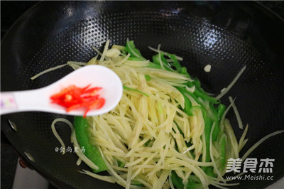 圆椒土豆丝的做法大全家常