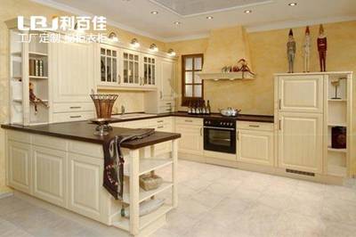 整体橱柜颜色怎么选