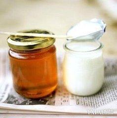 牛奶加蜂蜜面膜