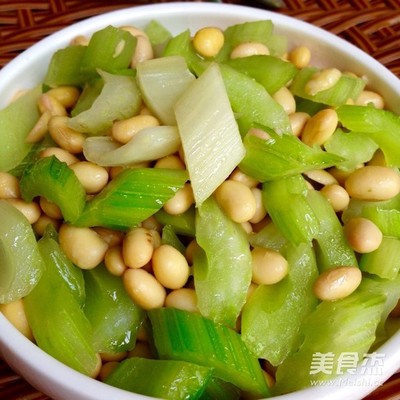 黄豆西芹的做法大全家常菜