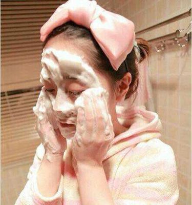 脸黄用什么护肤品