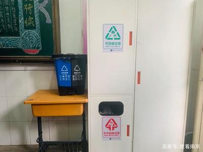 小学生教室内塑料橱柜