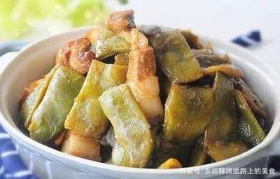 东北猪肉炖豆角的做法