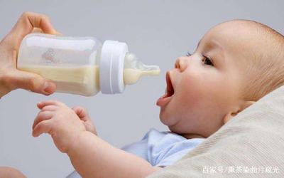 刚出生的婴儿一次喝多少奶粉