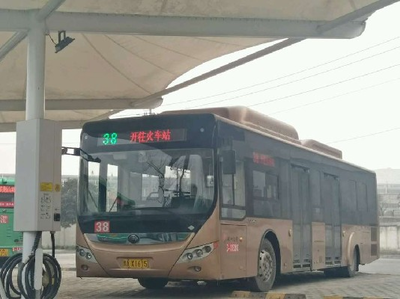 郑州38路公交车