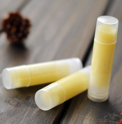 如何用蜂蜜做唇膏