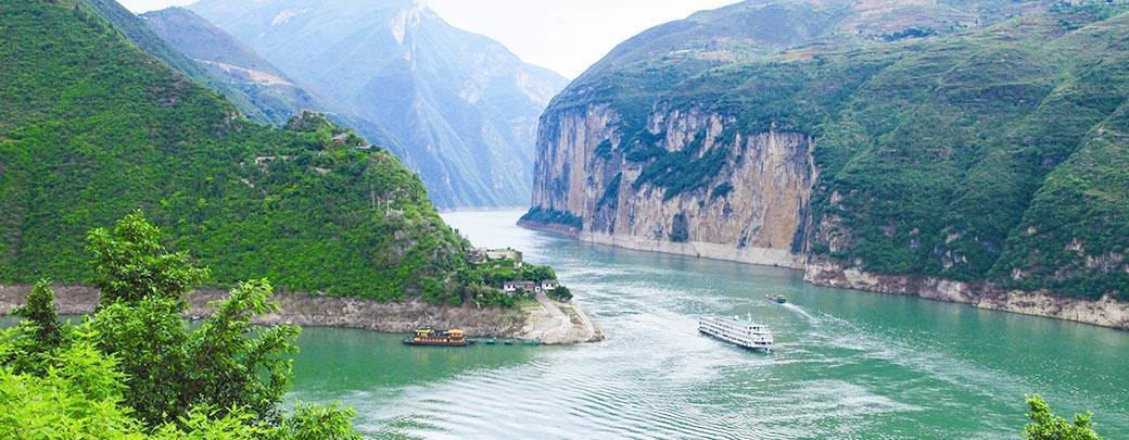 长江三峡是什么的总称