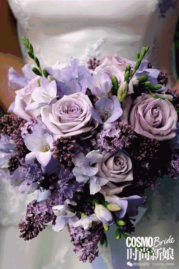 紫色主题婚礼花材选择
