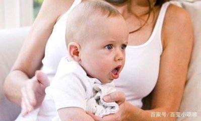 新生儿每天打嗝正常吗