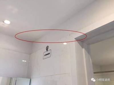橱柜门有响