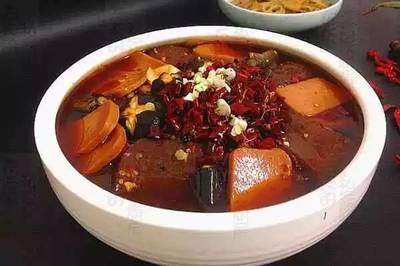 黄鳝豆腐香菇