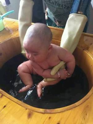 月子澡