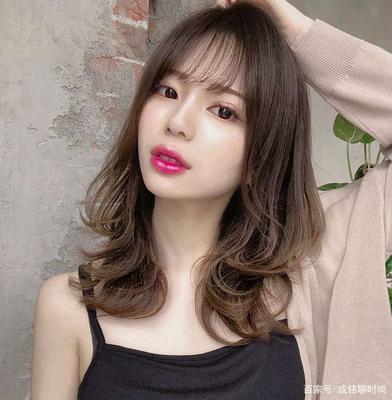女士长发造型