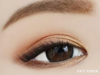 眼影怎么搭配好看