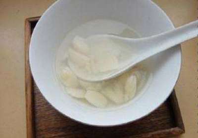 蒜头和冰糖能治咳嗽吗