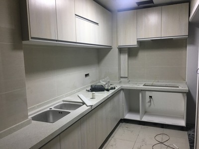 燃气管道能不能走橱柜