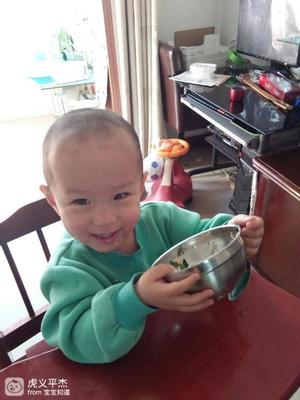 吃虾可以喝奶粉吗