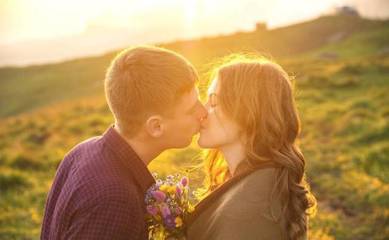 婚姻不幸福该离婚吗