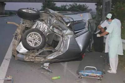 交通事故追尾