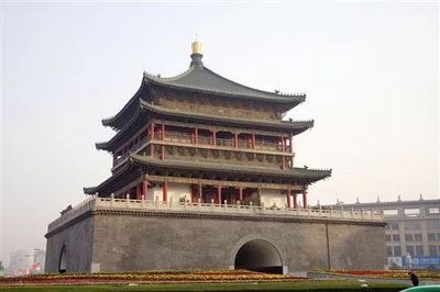 钟楼属于西安哪个区