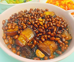 黄豆焖肉粒的做法大全家常