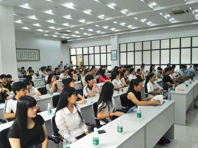 东莞智通电脑培训网上开店运营SEO推广培训网页设计培训