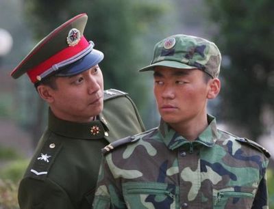 新兵连副班长怎么当