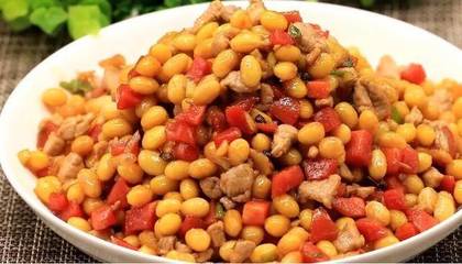 黄豆焖肉粒的做法大全家常