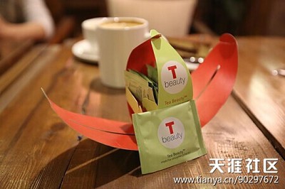 吃小龙虾痘痘爆发